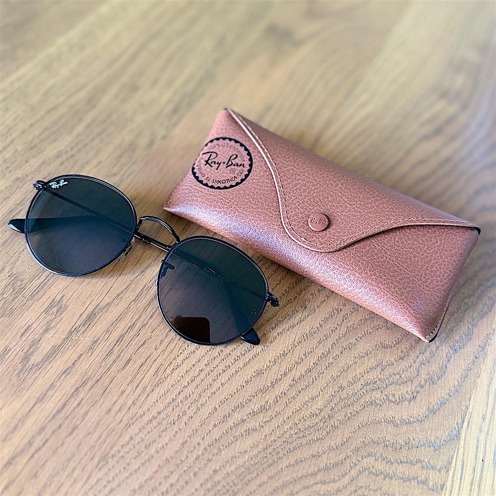 Women’s Black Ray Ban Sunglasses RB3447N